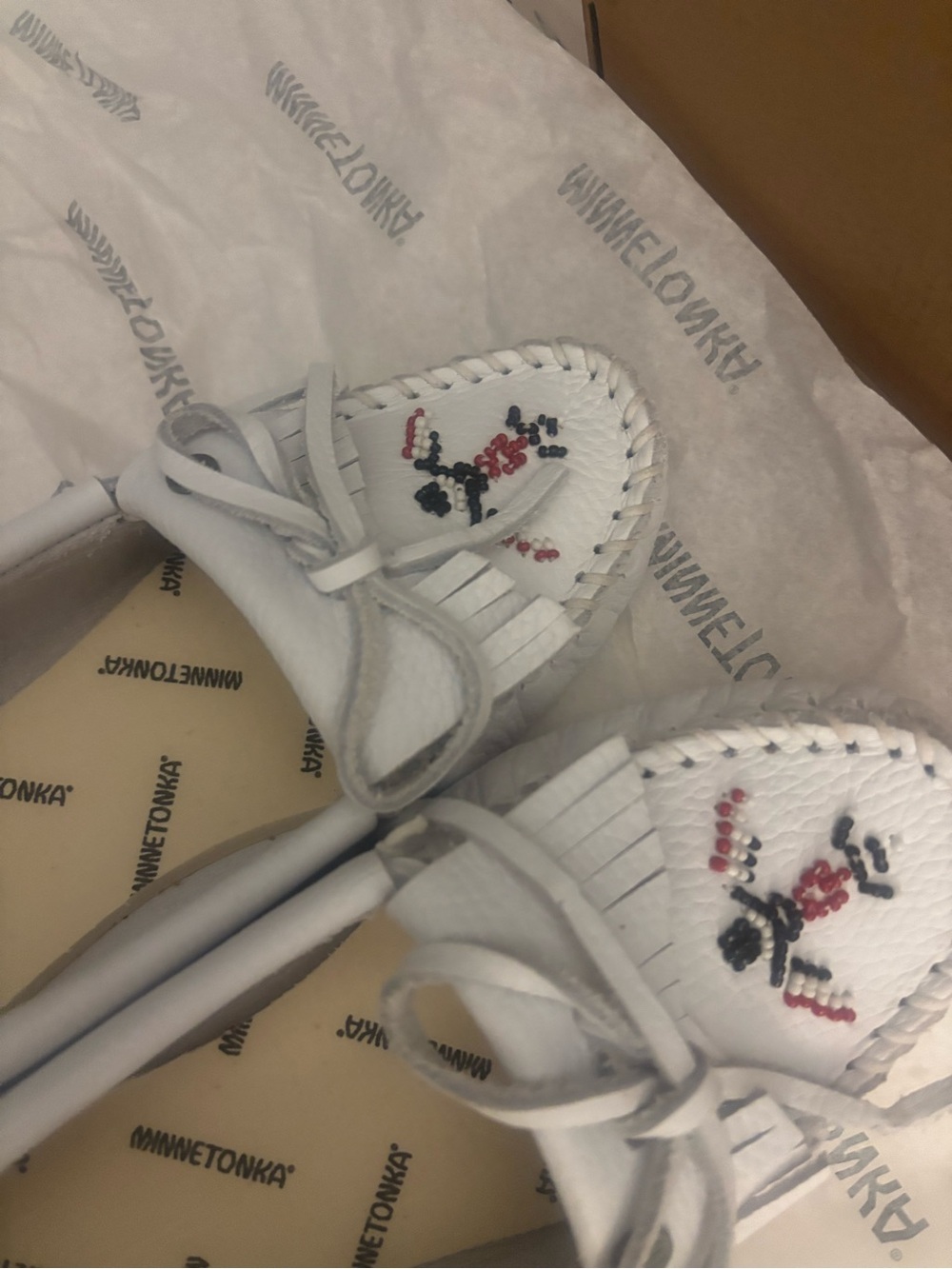 Minnetonka White Leather Moccasins with Red & Black Beaded Flowers